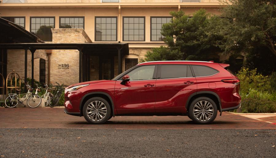  Toyota Highlander Hybrid Platinum AWD 2019 года  (фото 7 из 67)
